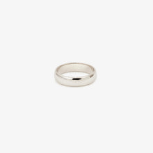 Load image into Gallery viewer, Alliance Miniflower Love 4 or blanc 18k recyclés avec diamants blancs Dos