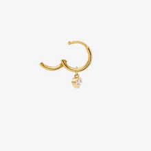 Load image into Gallery viewer, mini boucle d'oreilles or jaune diamant profil ouvert