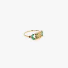 Load image into Gallery viewer, Bague Ava 2 verte or jaune, émeraudes, saphirs jaunes et diamants noirs profil