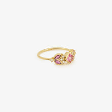 Load image into Gallery viewer, Sophie dAgon Bague Nymphéa 3 Rose, or jaune recyclé , saphir rose, diamants
