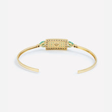 Load image into Gallery viewer, Ava bracelet jonc or jaune, émeraudes, diamants noirs et saphirs jaunes dos
